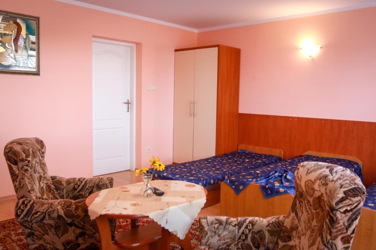 Przystan Apartamento Kołobrzeg Exterior foto